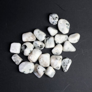 Moonstone Tumble Stones (1 pc)